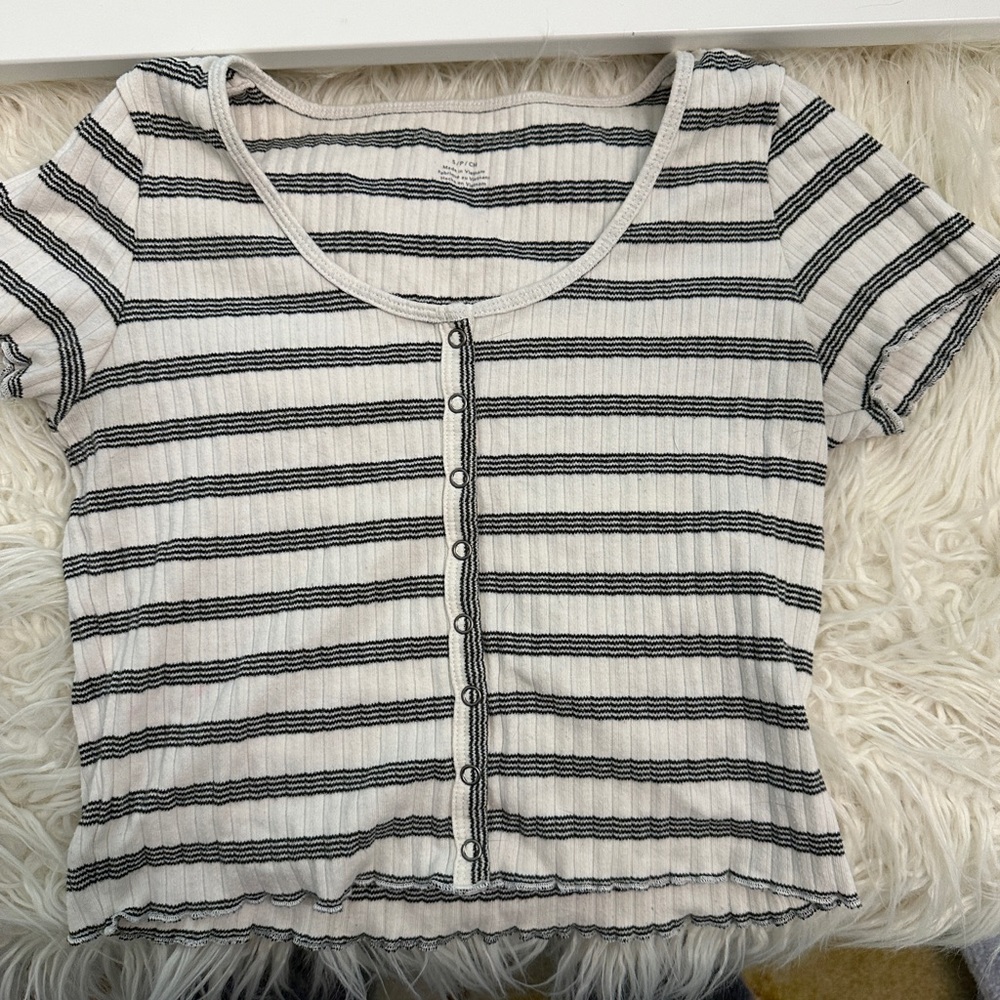 Stripped American Eagle Cropped Shirt